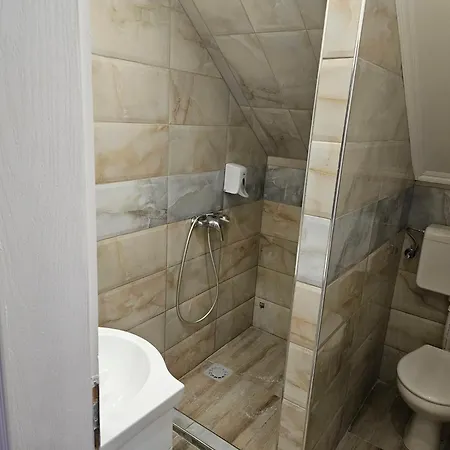 Lavita 24 Апарт-отель Суботица