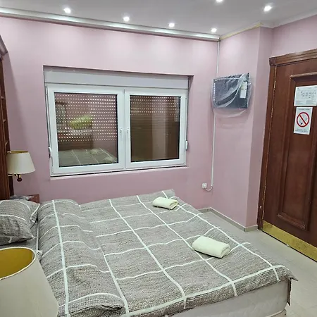 Lavita 24 Апарт-отель Суботица